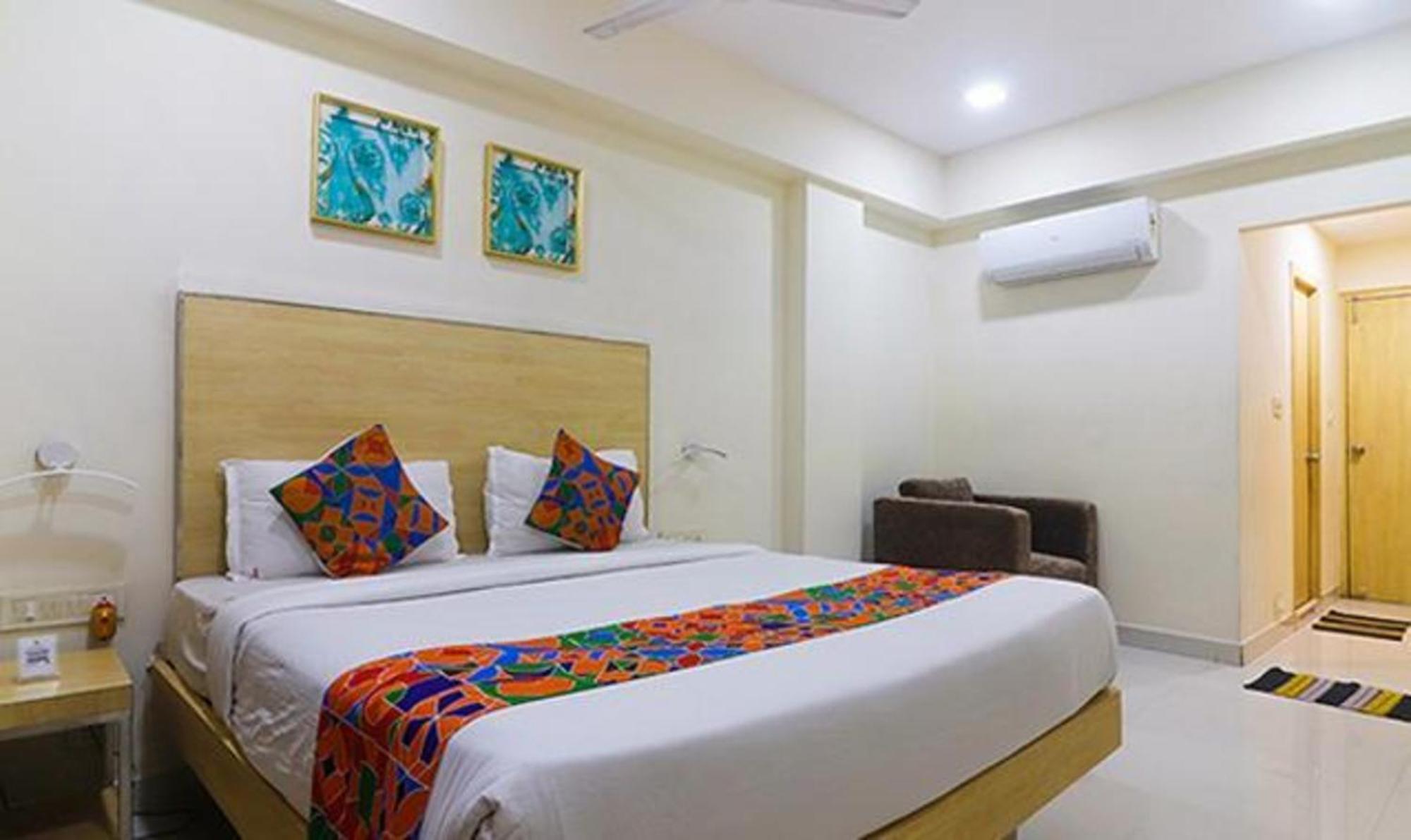 Fabhotel Swarnas Vijayawada Exterior photo